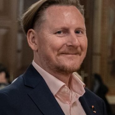 Олег Жуков: «Cмысл жизни – в стремлении к Богу» <br><span class=bg_bpub_book_author>Олег Жуков</span>