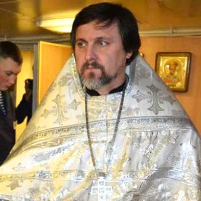 Священник и офицер: «Многим нужно просто сказать, что Бог есть»