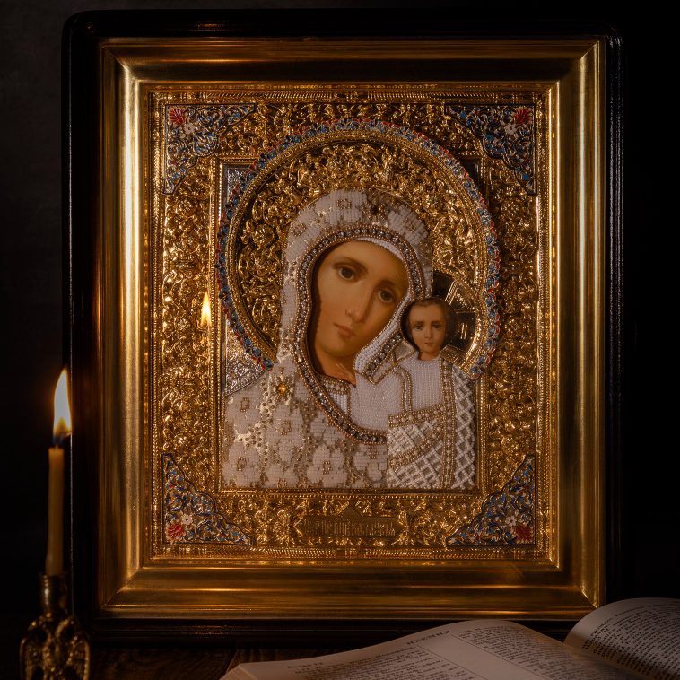 Первая молитва <br><span class=bg_bpub_book_author>Лариса</span>