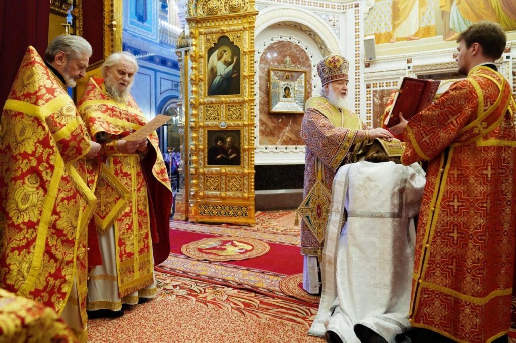 Мой путь к Богу: из суворовцев во священника