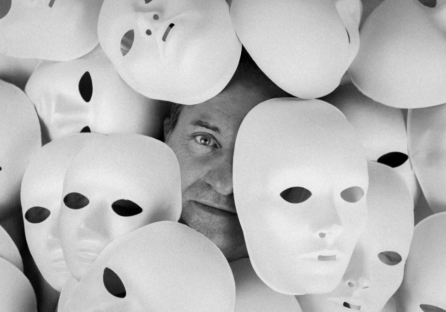 Постмодернизм – Азбука веры маски