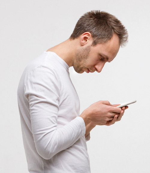 Смартфон — причина остеохондроза