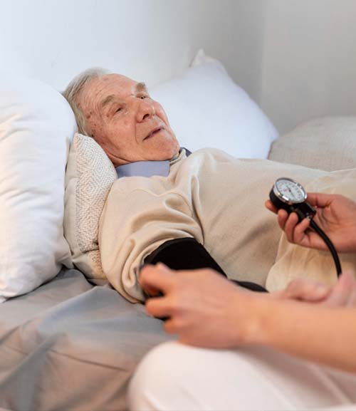 Особенности ухода за лежачими больными